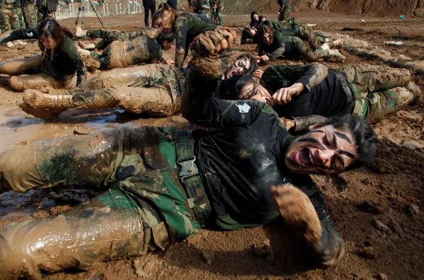Así entrenan los peshmerga, los voluntarios kurdos que combaten al ISIS - Sputnik Mundo