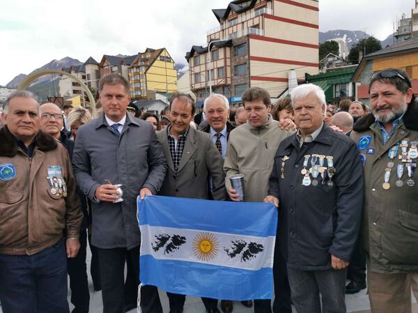 Gobernador de Tierra del Fuego: El Brexit es una oportunidad para recuperar las Malvinas - Sputnik Mundo