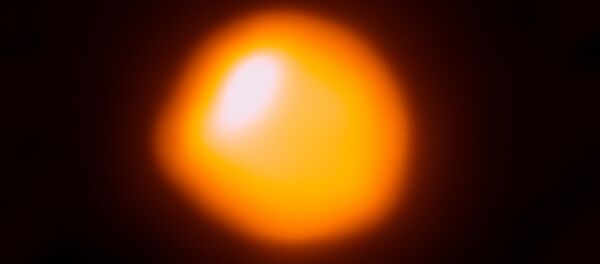 Betelgeuse, estrella supergigante roja - Sputnik Mundo