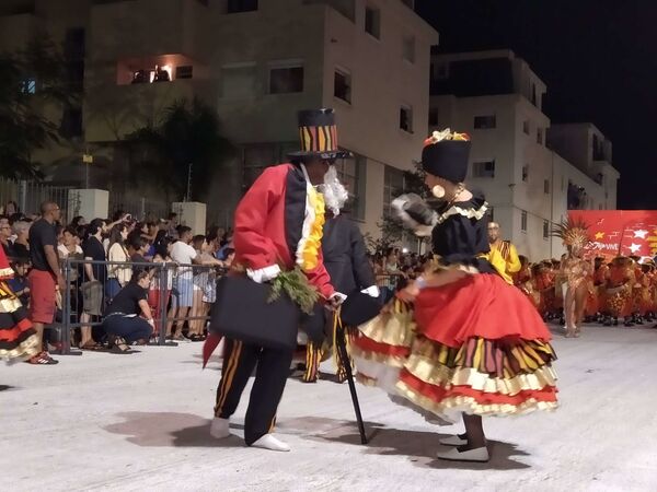 A ritmo del candombe, Montevideo vibró con su tradicional 'desfile de llamadas' - Sputnik Mundo