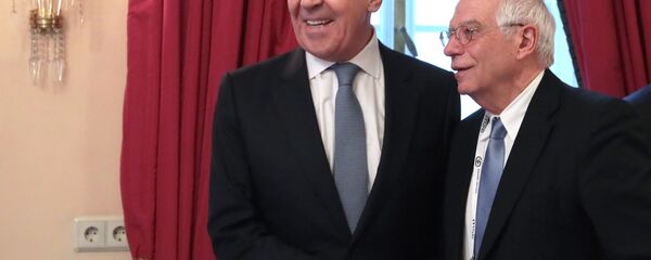 Сanciller ruso, Serguéi Lavrov, y alto representante de la Unión Europea, Josep Borrell - Sputnik Mundo