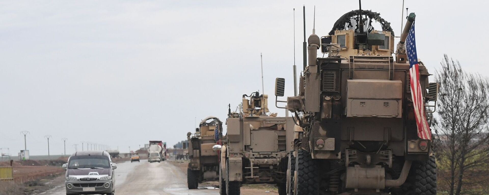 Un convoy militar de EEUU en Siria  - Sputnik Mundo, 1920, 18.04.2025