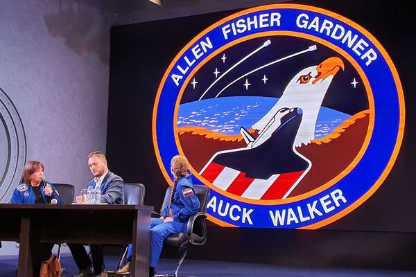 La primera astronauta madre recuerda su hazaña: Quería aquel puesto a cualquier precio - Sputnik Mundo