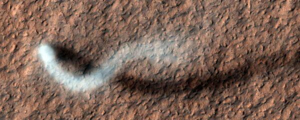 Un 'demonio de polvo' en Marte Un 'demonio de polvo' en Marte - Sputnik Mundo