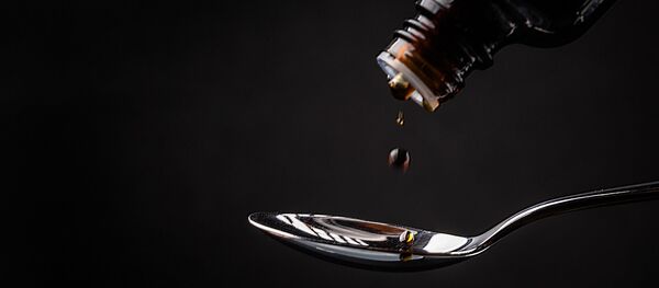 Jarabe para la tos (imagen referencial) - Sputnik Mundo