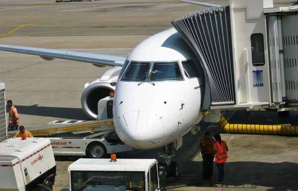 Conviasa, el último tiro en la nuca de EEUU a Venezuela - Sputnik Mundo