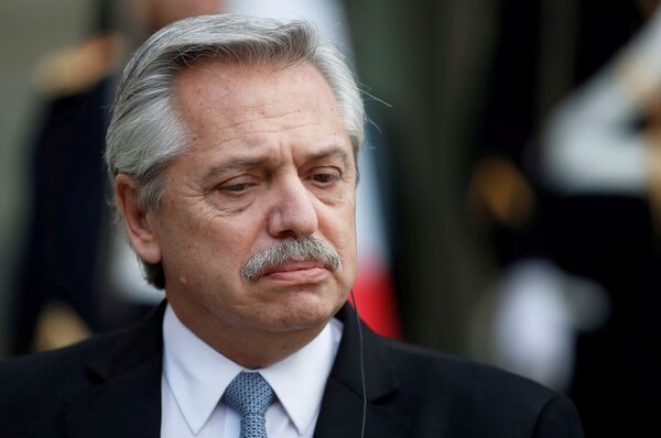 Subordinación de Reino Unido a EEUU atenta contra destino de Assange - Sputnik Mundo