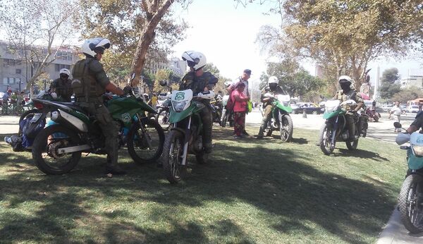 Los viernes del estallido social en Chile: no se descansa en la lucha por la dignidad Los viernes del estallido social en Chile: no se descansa en la lucha por la dignidad - Sputnik Mundo