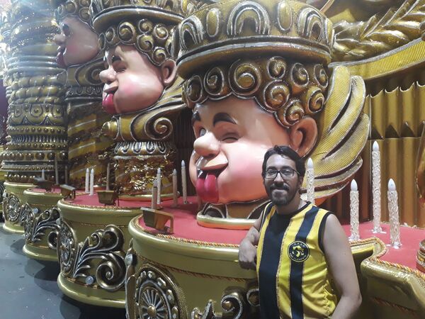  Las 'fake news' que impulsaron a Bolsonaro al poder estarán en el Sambódromo de Río - Sputnik Mundo