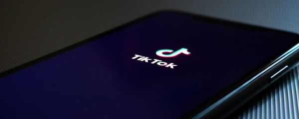 El logo de la aplicación TikTok - Sputnik Mundo