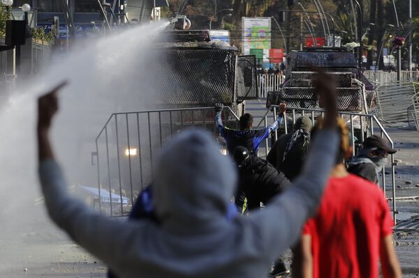 Festival de Viña 2020: el nuevo campo de batalla del estallido social en Chile | Fotos - Sputnik Mundo
