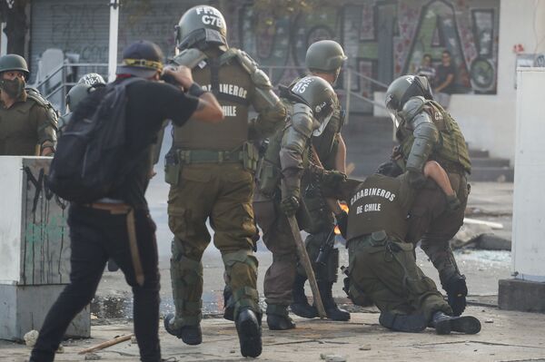 Festival de Viña 2020: el nuevo campo de batalla del estallido social en Chile | Fotos - Sputnik Mundo