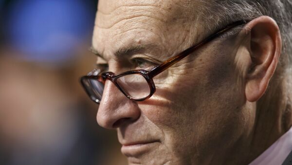 Chuck Schumer, senador estadounidense - Sputnik Mundo