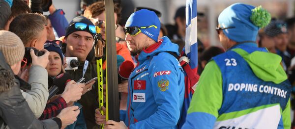 Deportista Alexandr Lóguinov en el Mundial de Biatlón de Italia Deportista Alexandr Lóguinov en el Mundial de Biatlón de Italia - Sputnik Mundo