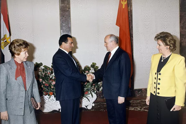 La vida del expresidente de Egipto Hosni Mubarak
La vida del expresidente de Egipto Hosni Mubarak
- Sputnik Mundo