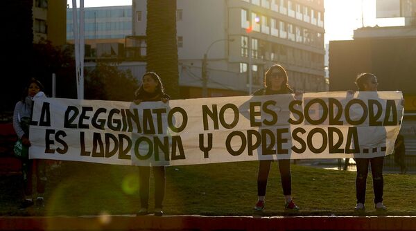 Mon Laferte y las consignas del estallido toman el Festival de Viña del Mar | Fotos Mon Laferte y las consignas del estallido toman el Festival de Viña del Mar | Fotos - Sputnik Mundo
