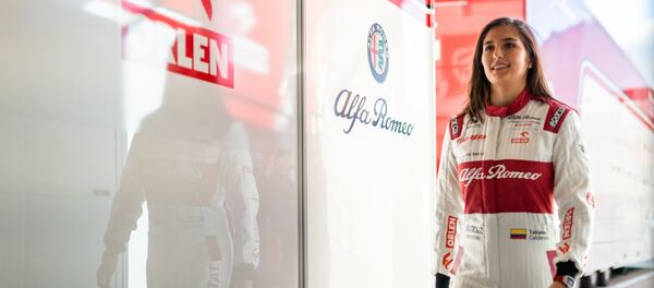 Tatiana Calderón, piloto de Fórmula 1 Tatiana Calderón, piloto de Fórmula 1 - Sputnik Mundo