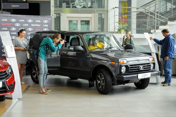¿Qué Niva es mejor: la versión de Chevrolet o el original soviético? - Sputnik Mundo