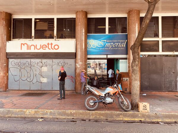 Crece el fenómeno evangélico en Venezuela: dicen que su fe cura el cáncer - Sputnik Mundo