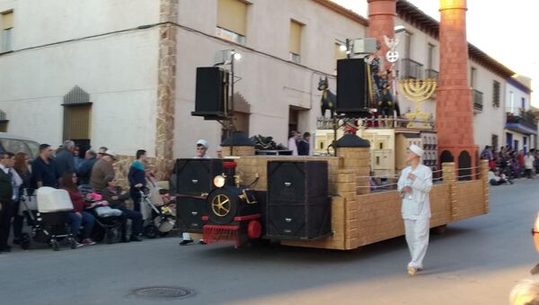El carnaval polémico de Campo de Criptana en España - Sputnik Mundo