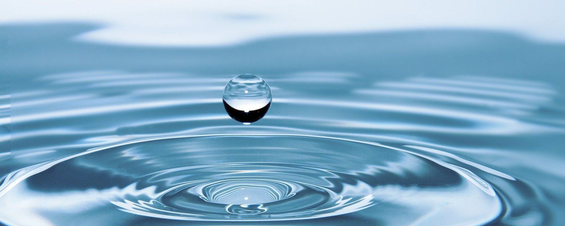 Una gota de agua - Sputnik Mundo, 1920, 30.04.2021