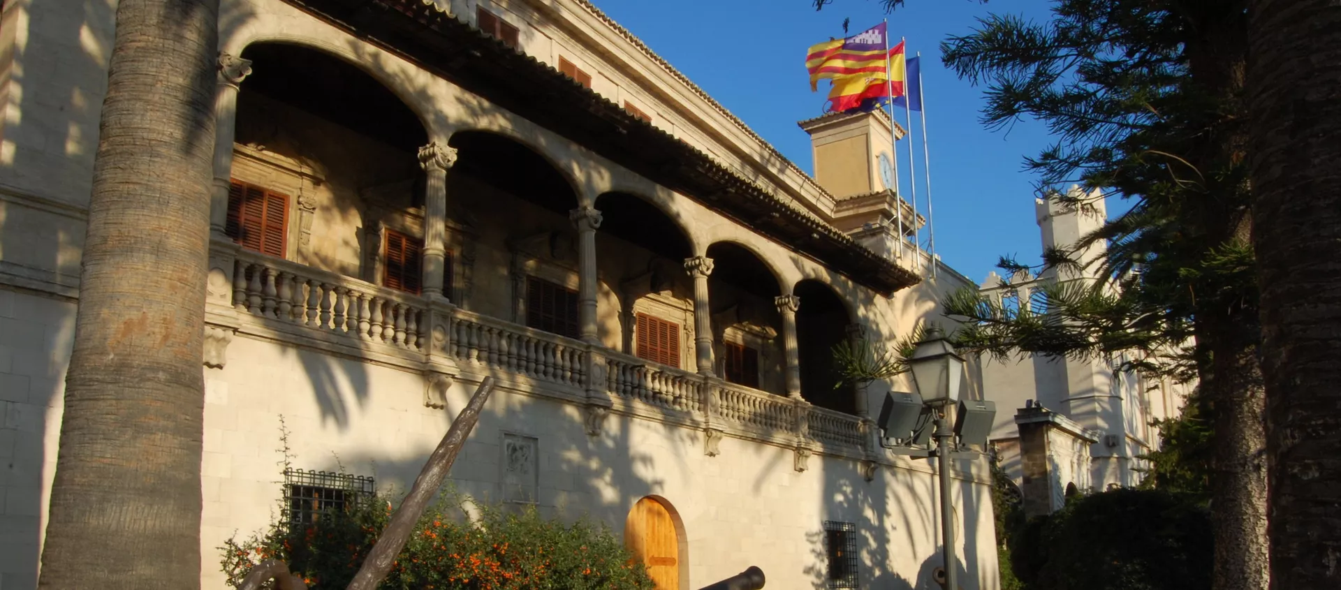 Consolat de Mar, sede del Govern de les Illes Balears en Palma de Mallorca Consolat de Mar, sede del Govern de les Illes Balears en Palma de Mallorca - Sputnik Mundo, 1920, 28.02.2020