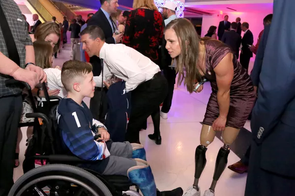 Las ganas de vivir: una niña discapacitada de la zona de Chernóbil se convierte en campeona paralímpica
Las ganas de vivir: una niña discapacitada de la zona de Chernóbil se convierte en campeona paralímpica
- Sputnik Mundo