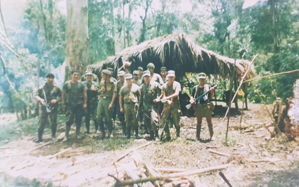 Soldados peruanos durante la guerra del Cenepa Soldados peruanos durante la guerra del Cenepa - Sputnik Mundo