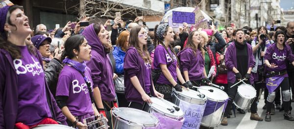 Marcha del 8 de Marzo en Granada - Sputnik Mundo