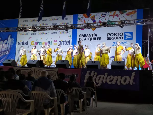 Una noche con la murga uruguaya que le canta a los pueblos originarios y fascinó a Evo Morales | Fotos, vídeos Una noche con la murga uruguaya que le canta a los pueblos originarios y fascinó a Evo Morales | Fotos, vídeos - Sputnik Mundo