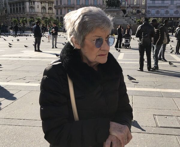 Milán le hace frente al coronavirus: Quien tiene miedo, muere primero | Vídeo Milán le hace frente al coronavirus: Quien tiene miedo, muere primero | Vídeo - Sputnik Mundo