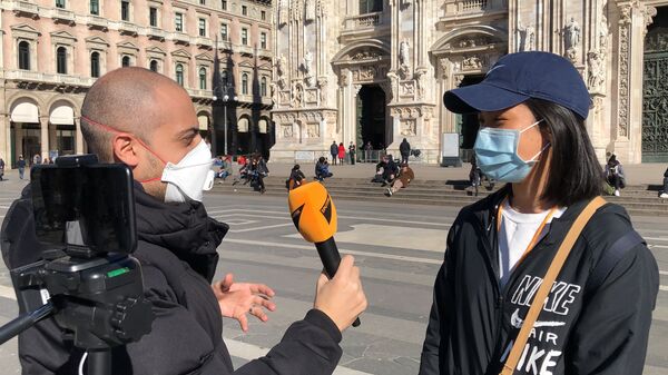 Milán le hace frente al coronavirus: Quien tiene miedo, muere primero | Vídeo Milán le hace frente al coronavirus: Quien tiene miedo, muere primero | Vídeo - Sputnik Mundo
