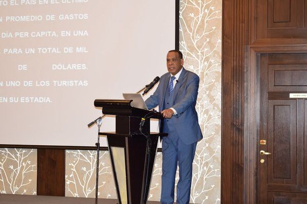 Un millón de turistas rusos visitaron la República Dominicana en los últimos cuatro años Un millón de turistas rusos visitaron la República Dominicana en los últimos cuatro años - Sputnik Mundo