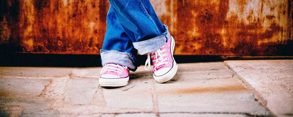 Unos zapatos (imagen referencial) - Sputnik Mundo