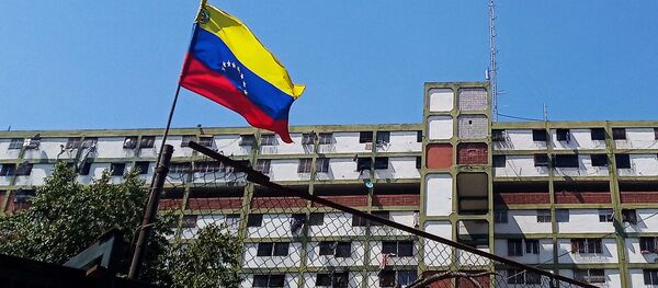 Edificio característico de la comuna 23 de Enero, Caracas - Sputnik Mundo