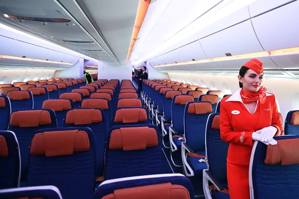 Silencioso y ecológico: así es el primer Airbus A350-900 de Aeroflot
Silencioso y ecológico: así es el primer Airbus A350-900 de Aeroflot
- Sputnik Mundo