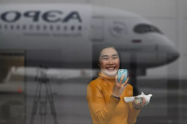 Silencioso y ecológico: así es el primer Airbus A350-900 de Aeroflot
Silencioso y ecológico: así es el primer Airbus A350-900 de Aeroflot
- Sputnik Mundo
