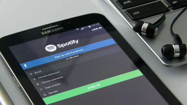 Spotify (imagen referencial) - Sputnik Mundo