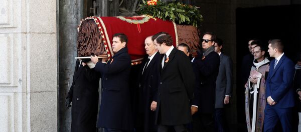 Exhumación de Francisco Franco  - Sputnik Mundo