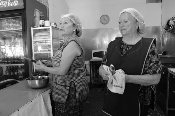 La Tía Doris: chilena incansable y profesora de la vida - Sputnik Mundo