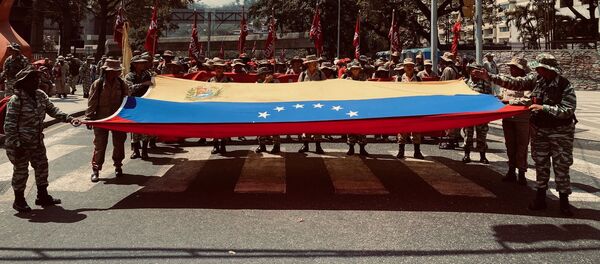 Milicianos y milicianas venezolanos en Caracas (archivo) - Sputnik Mundo