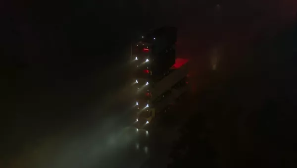Una torre de camiones Volvo - Sputnik Mundo