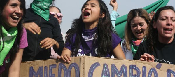 Así fue la megamarcha feminista en la Ciudad de México por el Día Internacional de la Mujer Así fue la megamarcha feminista en la Ciudad de México por el Día Internacional de la Mujer - Sputnik Mundo