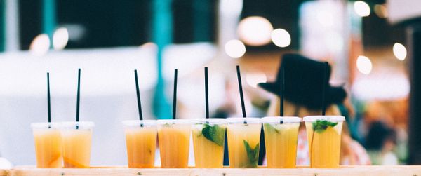 Cómo guardar las bebidas si no quieres tener un disgusto - Sputnik Mundo