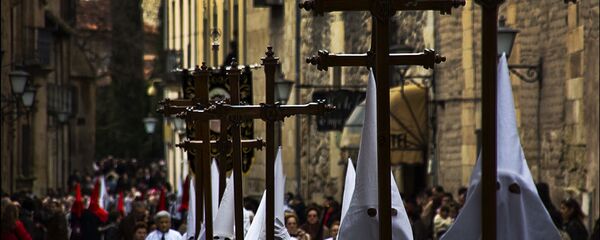 Celebración de la Semana Santa en España (imagen referencial) - Sputnik Mundo