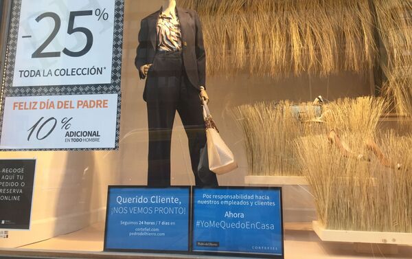 Tiendas en Madrid anuncian cierre Yo me quedo en casa - Sputnik Mundo