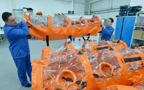 Cápsulas herméticas para contagiados de epidemias virales peligrosas - Sputnik Mundo