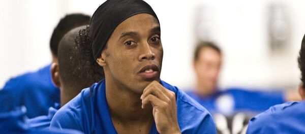 El exfutbolista brasileño Ronaldinho (archivo) - Sputnik Mundo