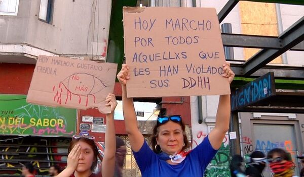 COVID-19 en Chile: las manifestaciones no se frenan, a pesar del virus COVID-19 en Chile: las manifestaciones no se frenan, a pesar del virus - Sputnik Mundo