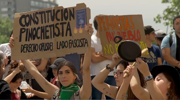 COVID-19 en Chile: las manifestaciones no se frenan, a pesar del virus COVID-19 en Chile: las manifestaciones no se frenan, a pesar del virus - Sputnik Mundo